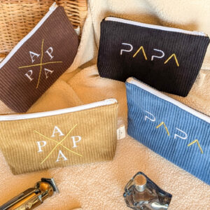 Trousse de toilette brodée PAPA